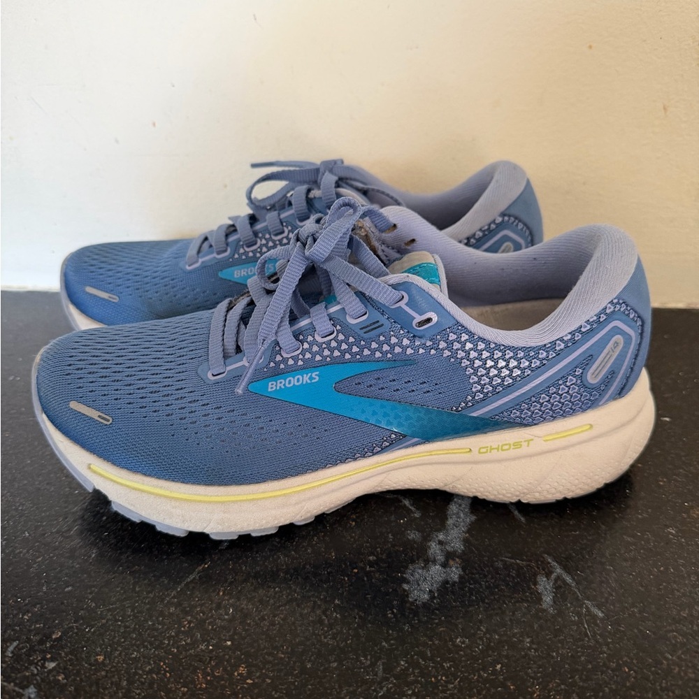 Womens Brooks Ghost 14 Running Shoes Sz 7 1203561B456 - Picture 2 of 8